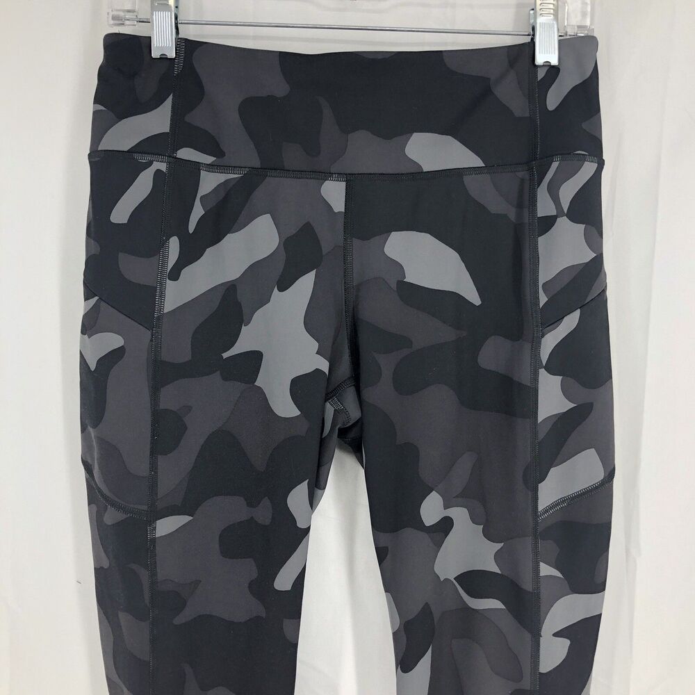 Athleta Black Gray Camo Contender 7/8 Leggings Workout Pants 283284 Medium